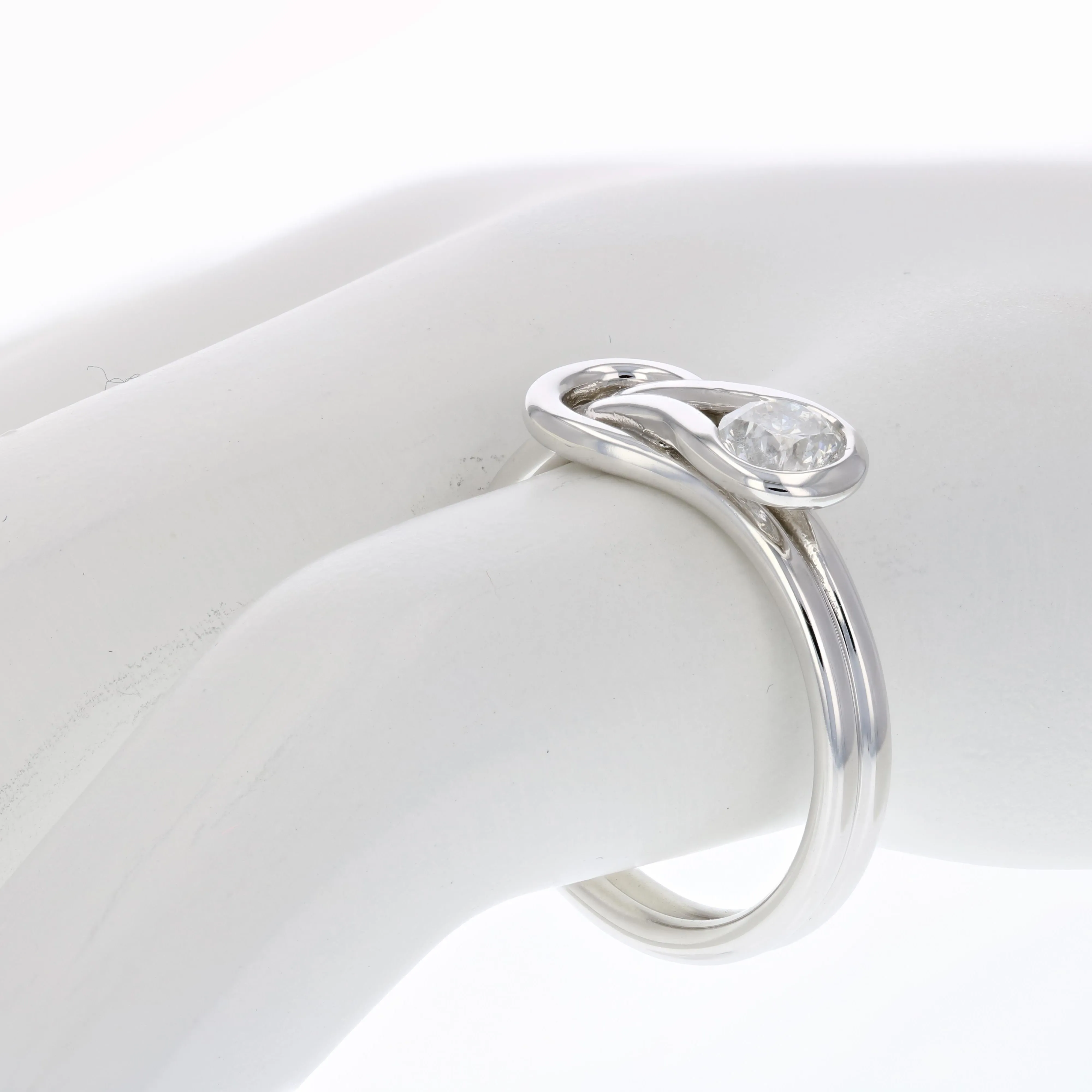 0.45 cttw Solitaire Diamond Knot Ring in 14K White Gold