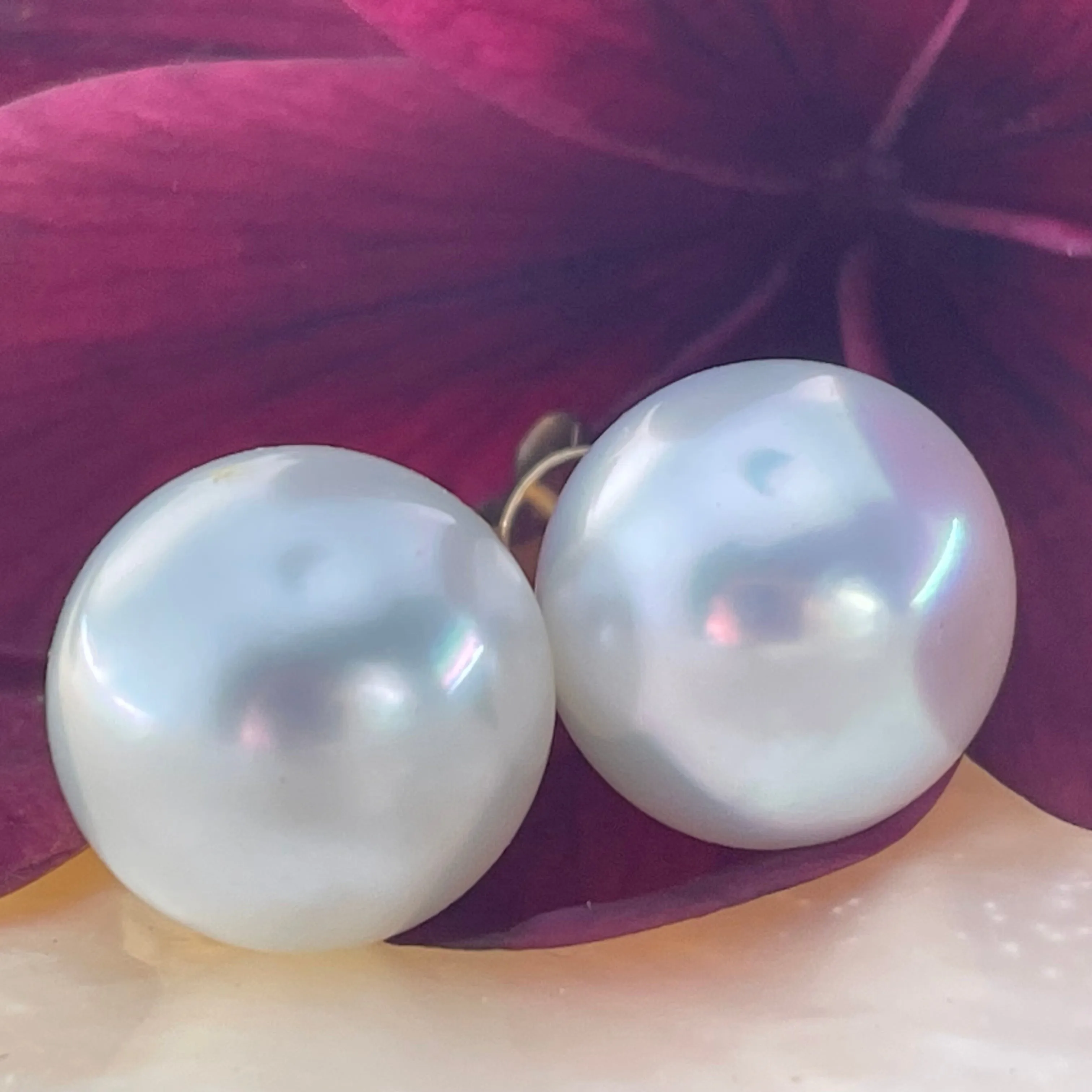 18ct Broome Pearl Earring Studs