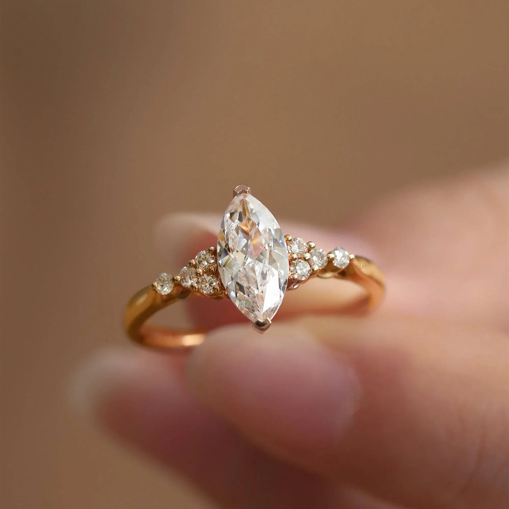 18k Marquise Cut Diamond Simple Design Engagement Ring