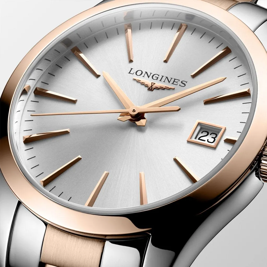 A LONGINES CONQUEST CLASSIC Quartz Date Watch on Bracelet L2.286.3.72.7