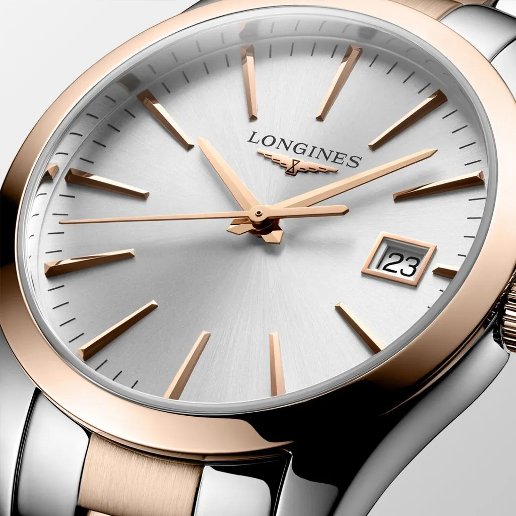 A LONGINES CONQUEST CLASSIC Quartz Date Watch on Bracelet L2.386.3.72.7