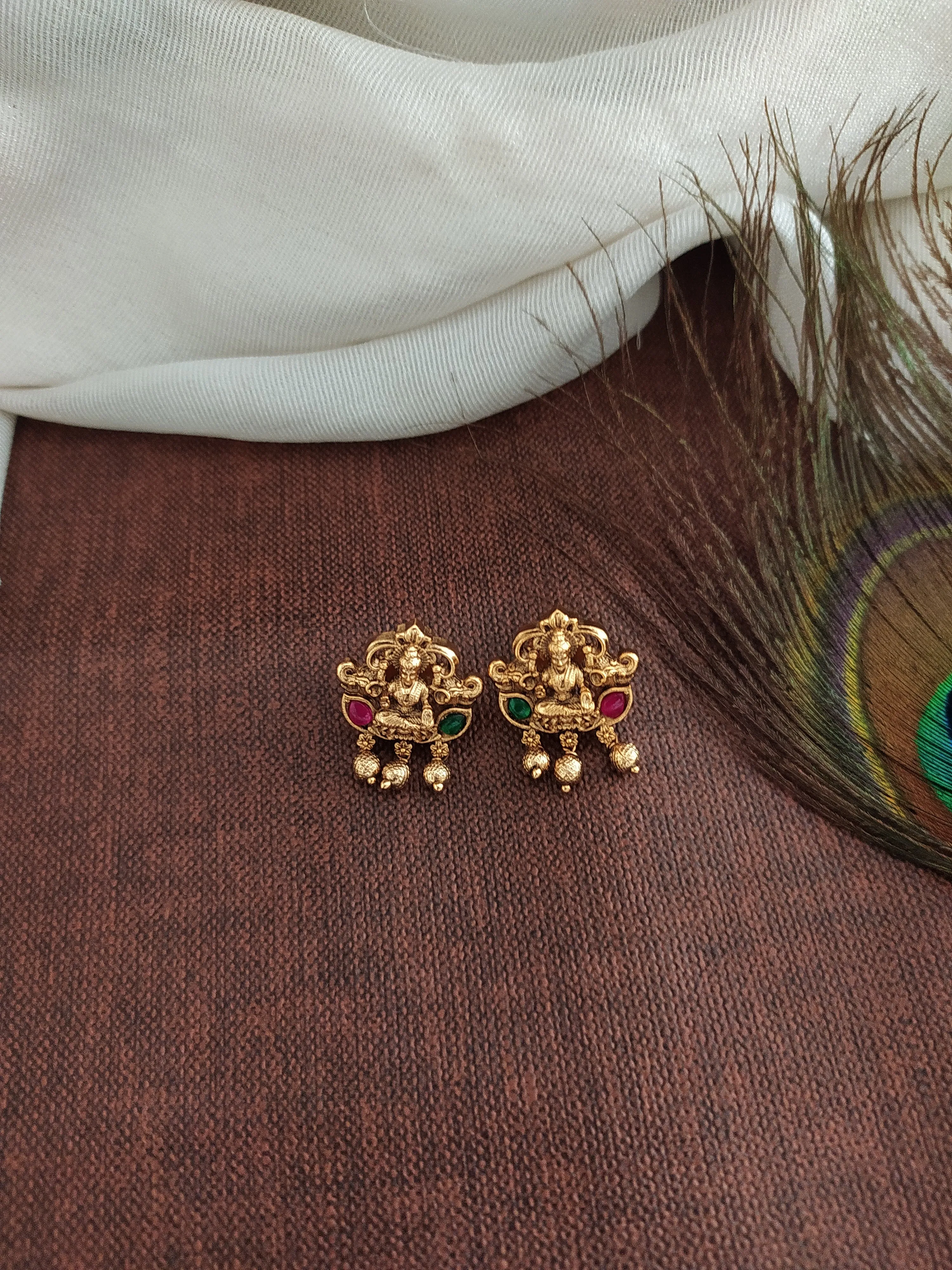 Antique Mala Set with Lakshmi Pendant & Matching Studs