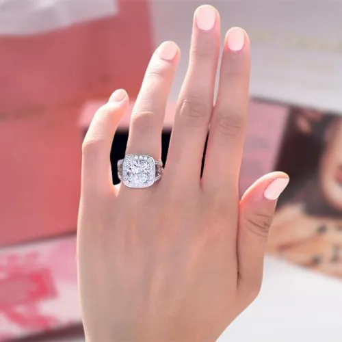 Art Deco 4.0 ct Cushion-Cut Diamond Engagement Ring