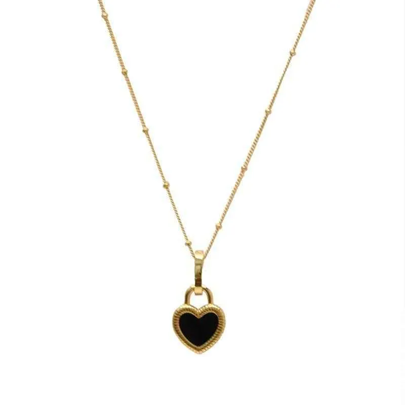 Black Double-Sided Heart Pendant Necklace Charm Jewelry NCJOI36