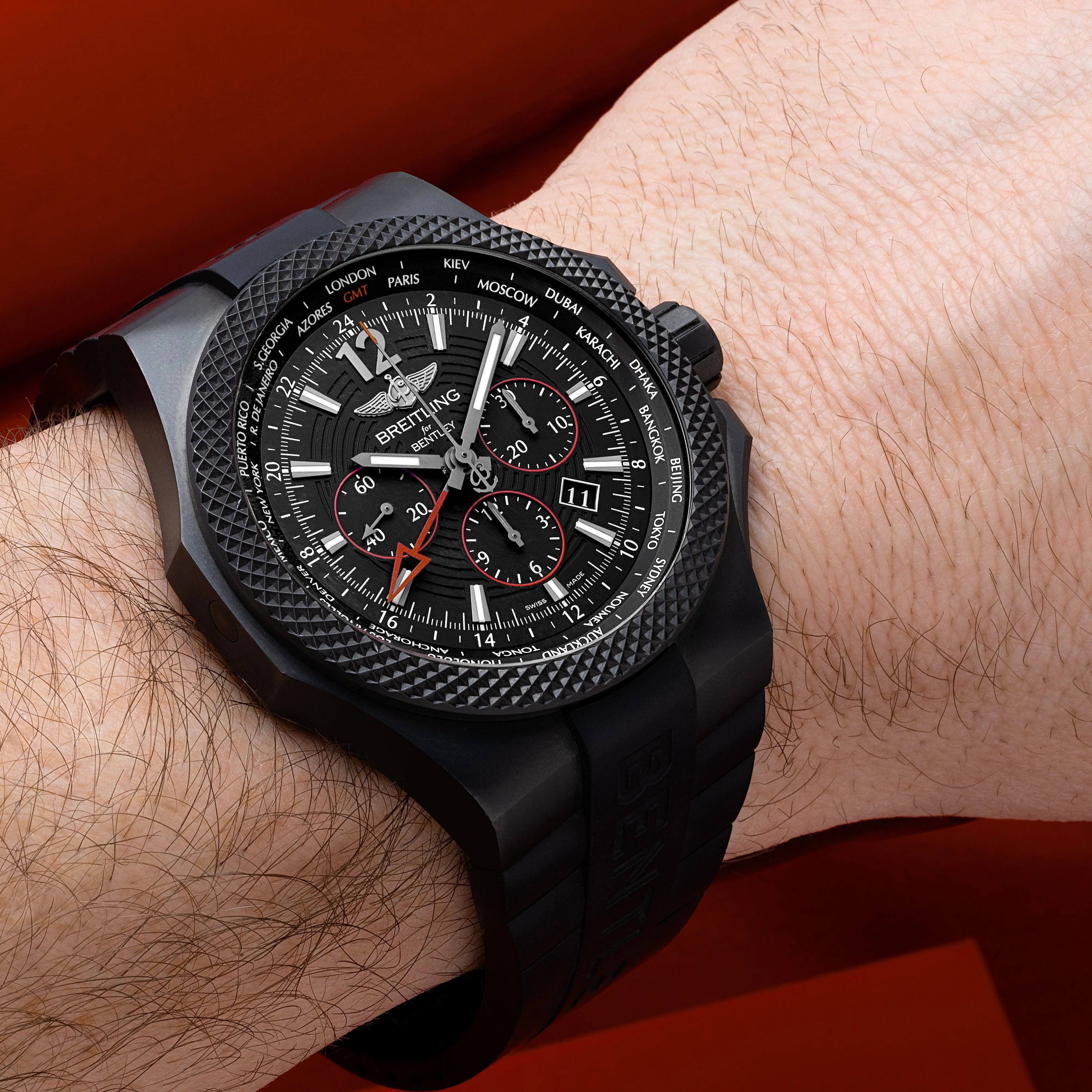 Breitling For Bentley Motors GMT Chronograph Light Body B04 Midnight Carbon Special Edition