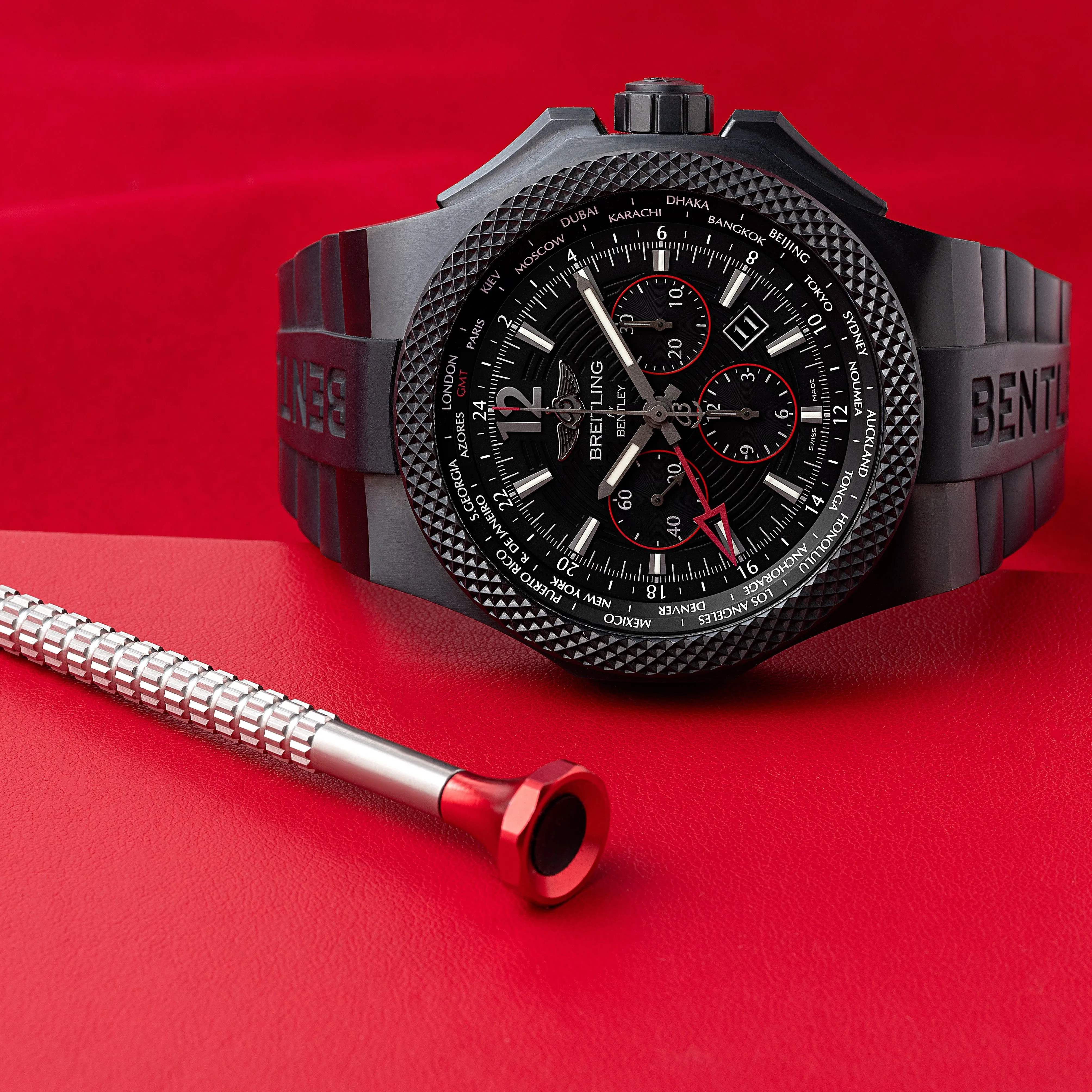 Breitling For Bentley Motors GMT Chronograph Light Body B04 Midnight Carbon Special Edition