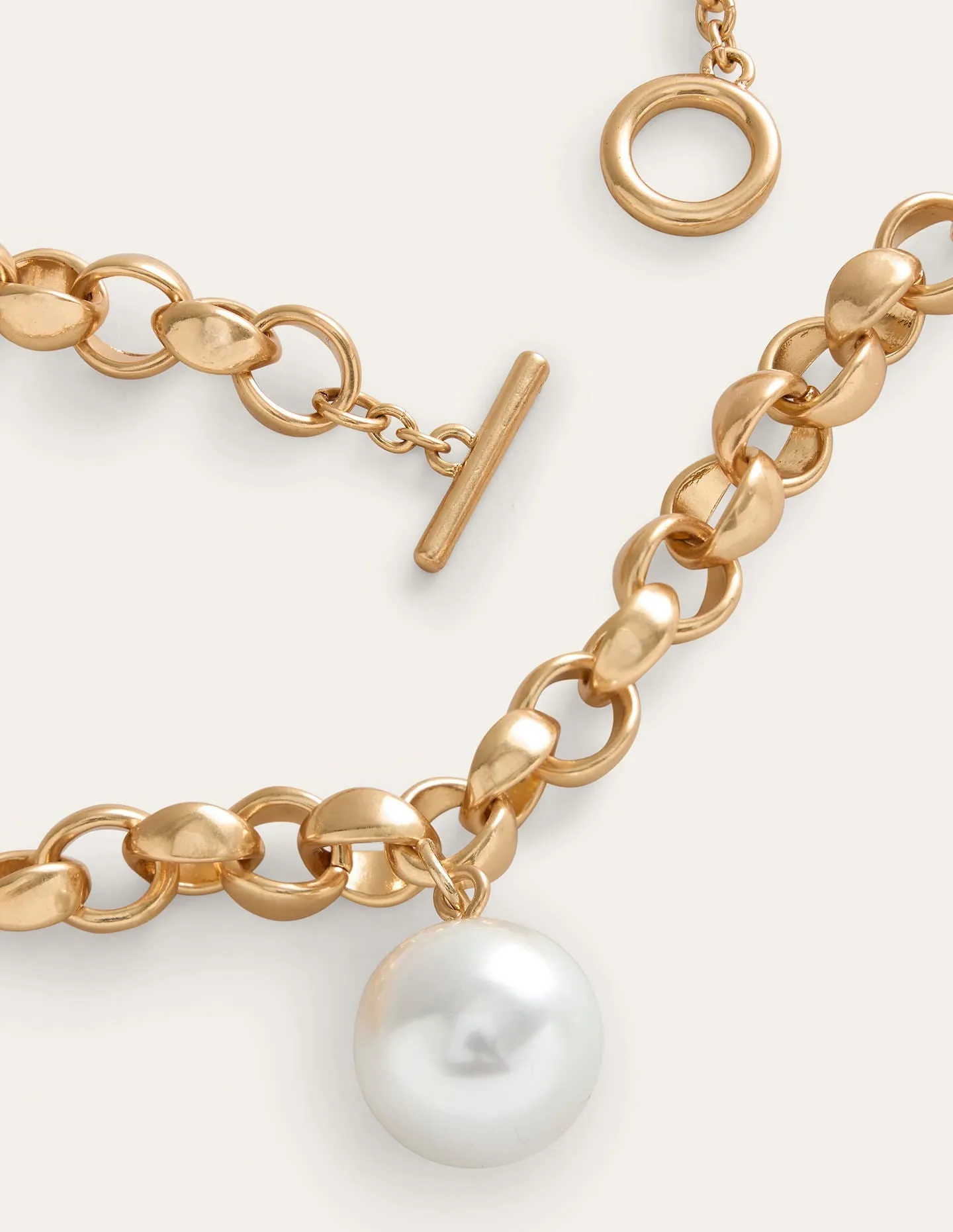 Chunky Faux Pearl Necklace-Gold