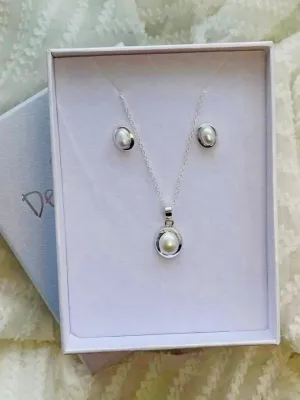 Classic Pearl Duo