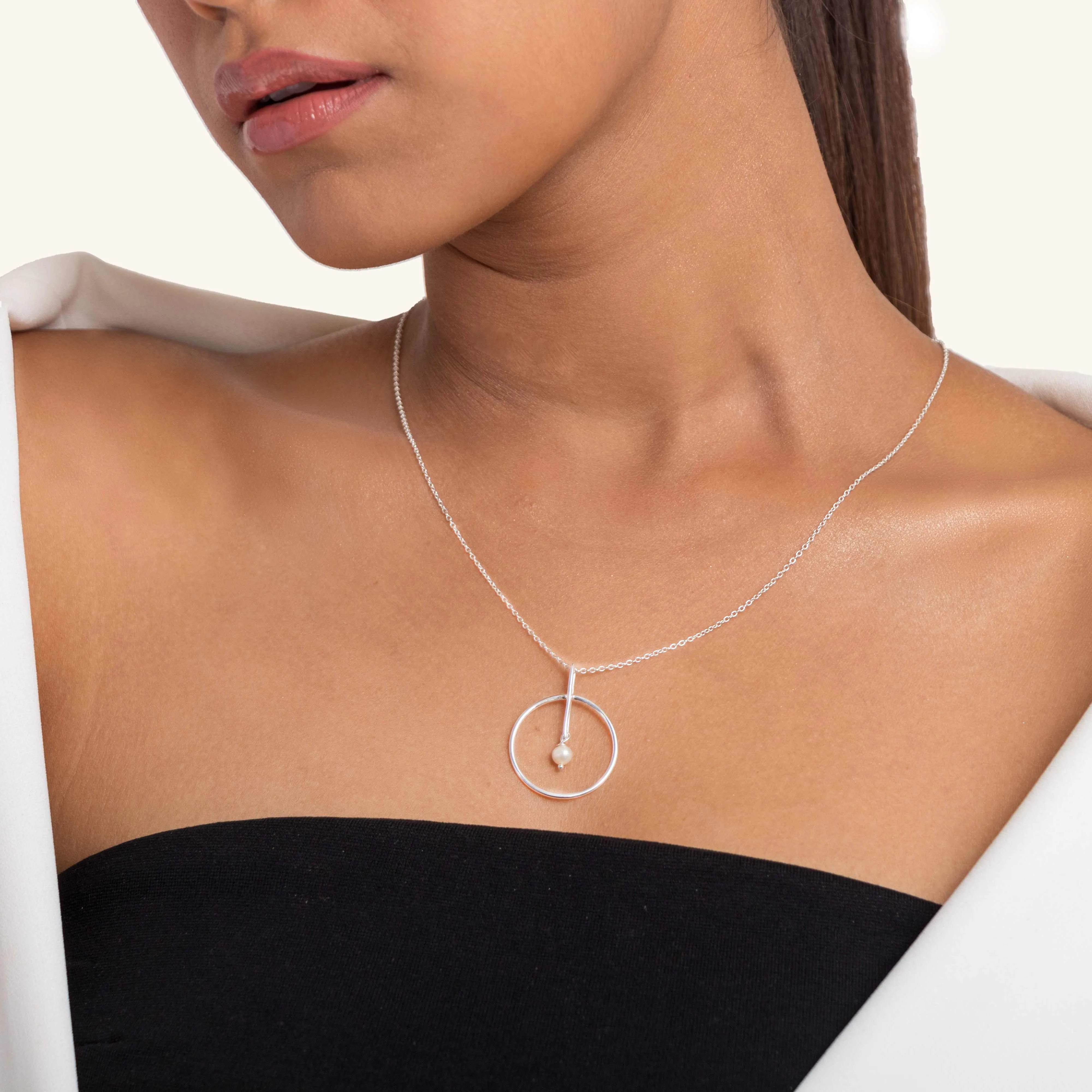 Crystal Pearl Necklace