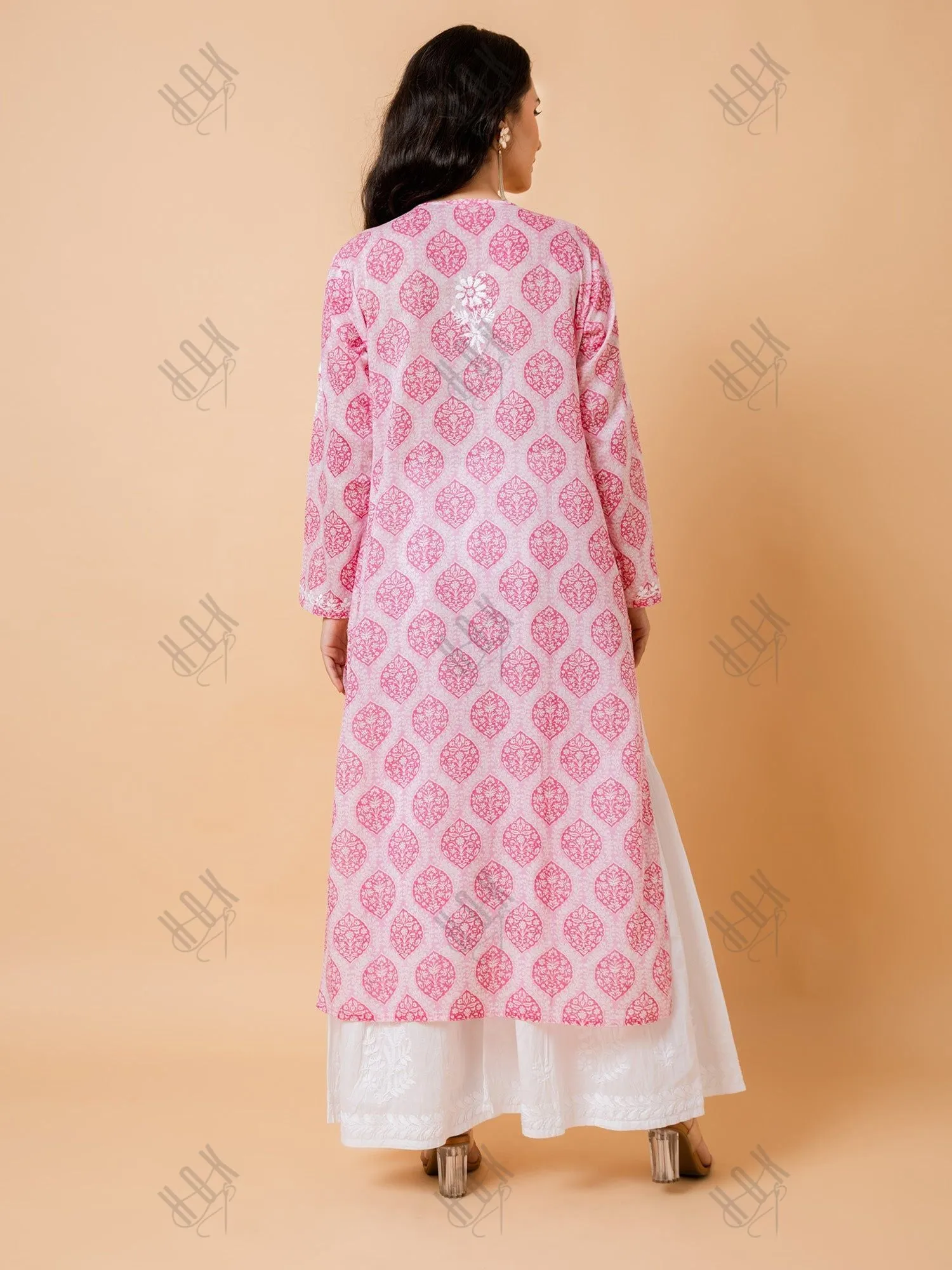Fizaa Chikankari Kurta in Mul cotton in Pink Print