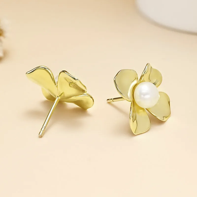 Flower with Freshwater Pearl Silver Studs Earrings for Women