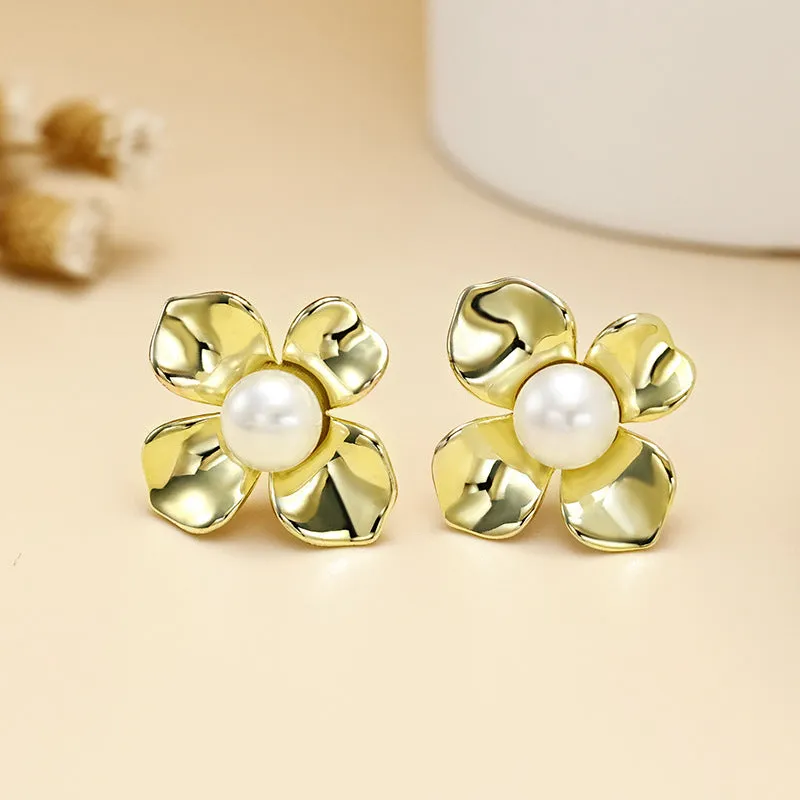 Flower with Freshwater Pearl Silver Studs Earrings for Women