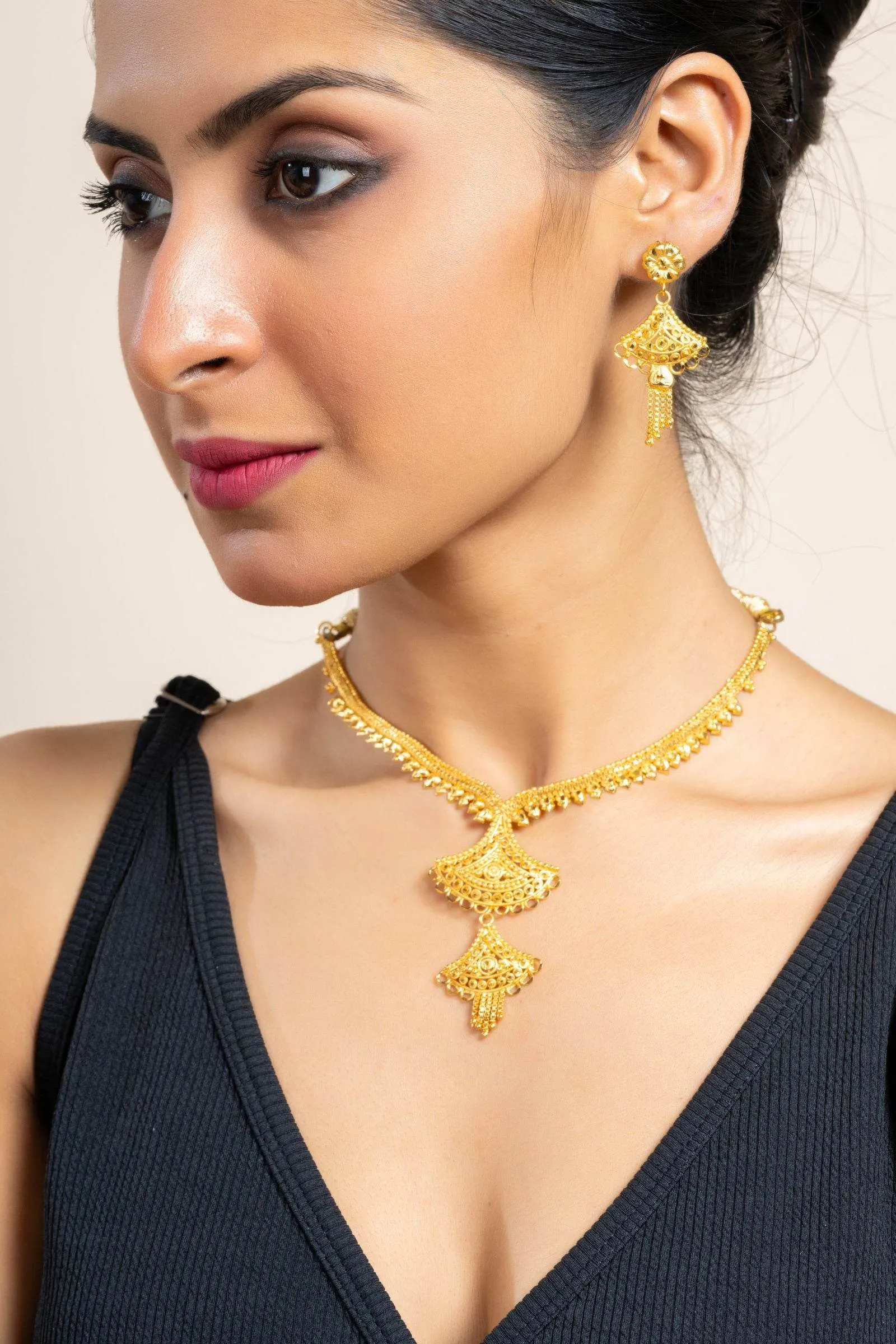 Gold Plated Sleek Necklace with Matching Stud Earrings Jewelry Set - Jewelry for All Occasions