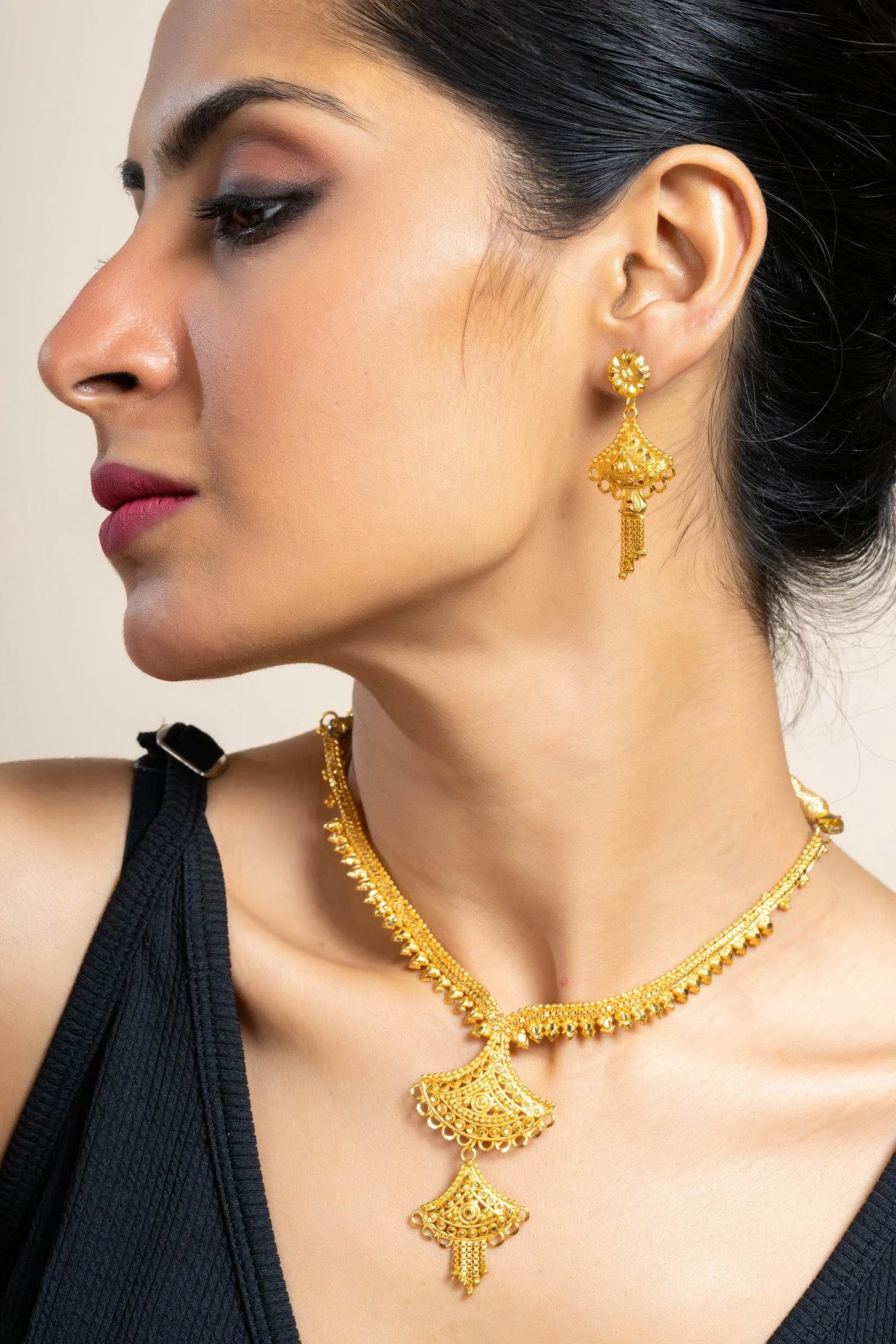 Gold Plated Sleek Necklace with Matching Stud Earrings Jewelry Set - Jewelry for All Occasions
