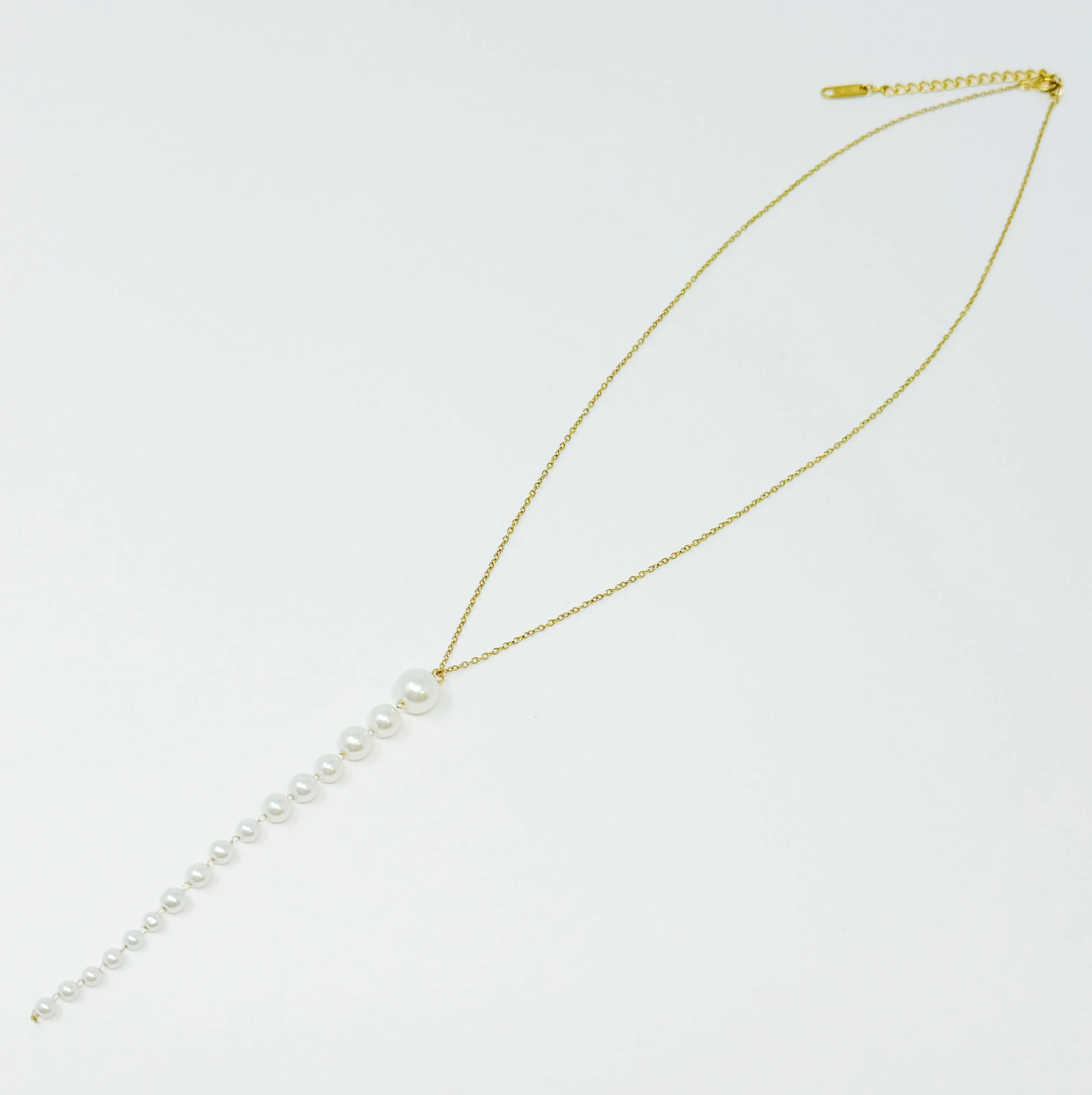 Gradiant Long Pearl Drop Necklace