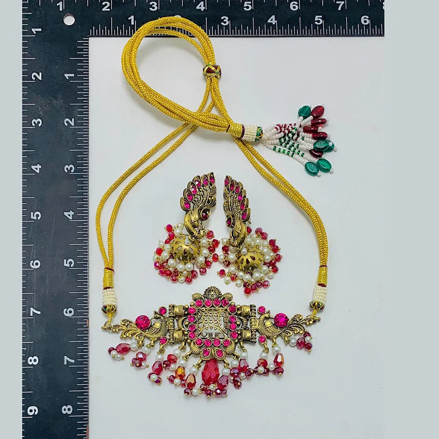 Handmade Jewelry Set With Pearls and Beads