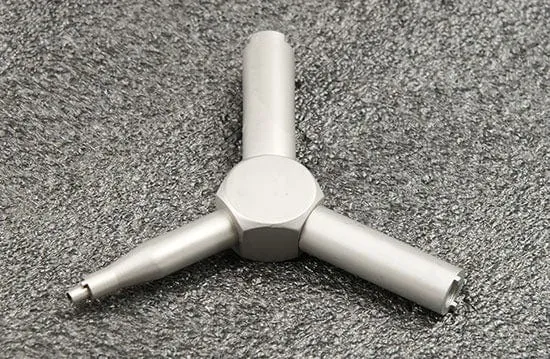 Magazine valve key