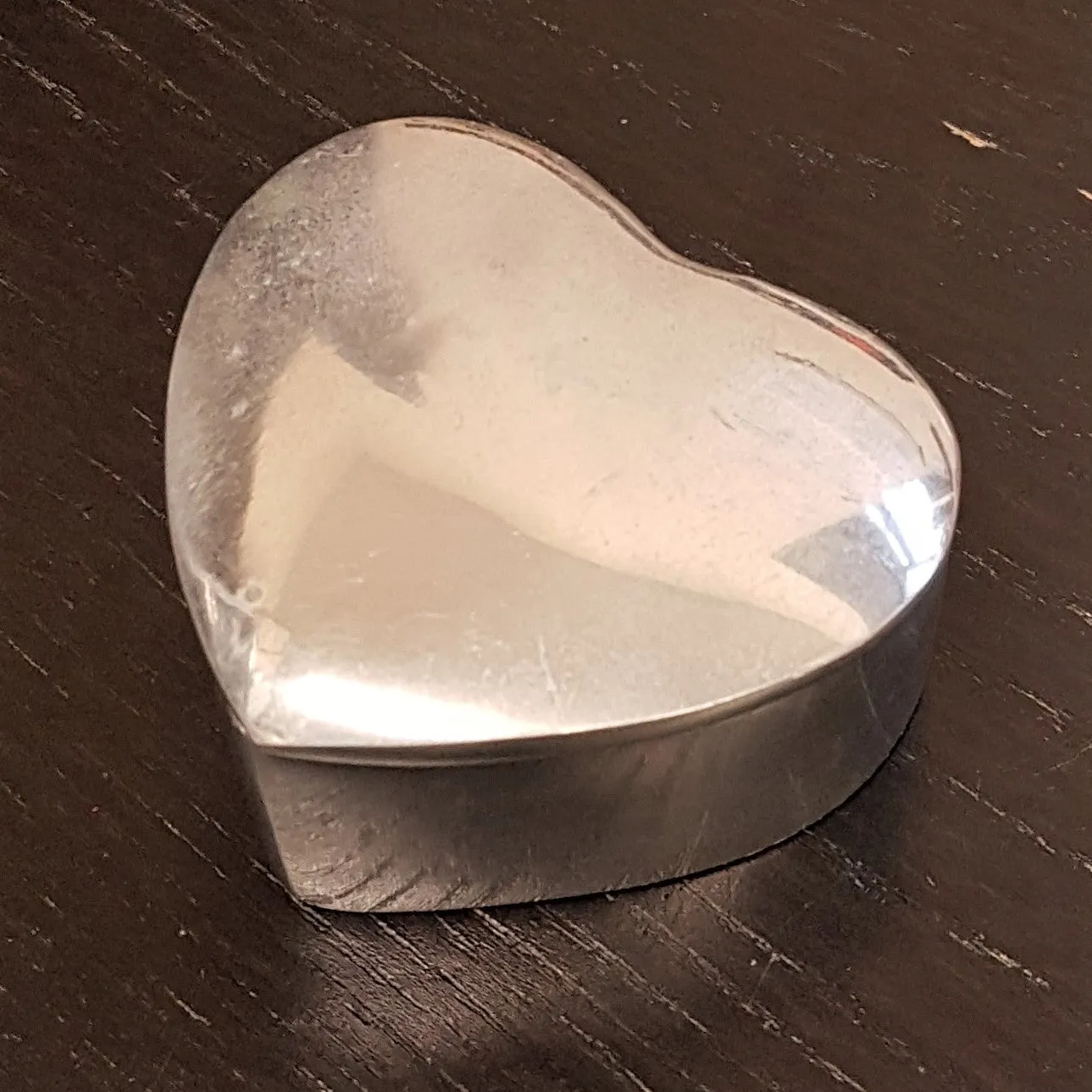 Metal Heart-Shaped Trinket Box with Love-Themed 'Pebbles'