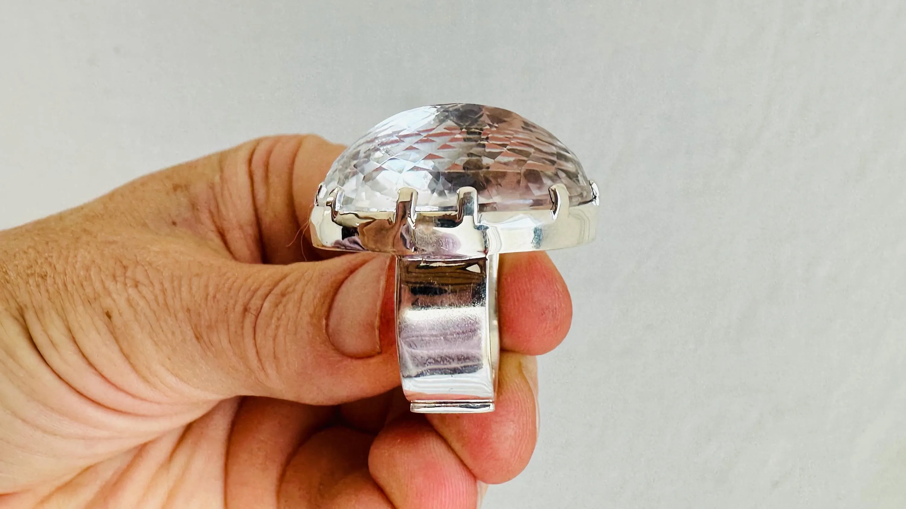 Natural Quartz Ring. Oversized Cocktail Ring. Gorgeous. Adjustable Size. 4019