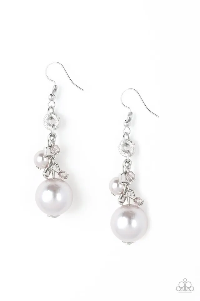 Paparazzi Earring ~ Timelessly Traditional - Silver