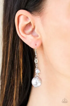 Paparazzi Earring ~ Timelessly Traditional - Silver
