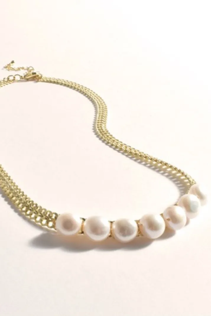 Patterned Chain Pearl Front Necklace Cream/Gold