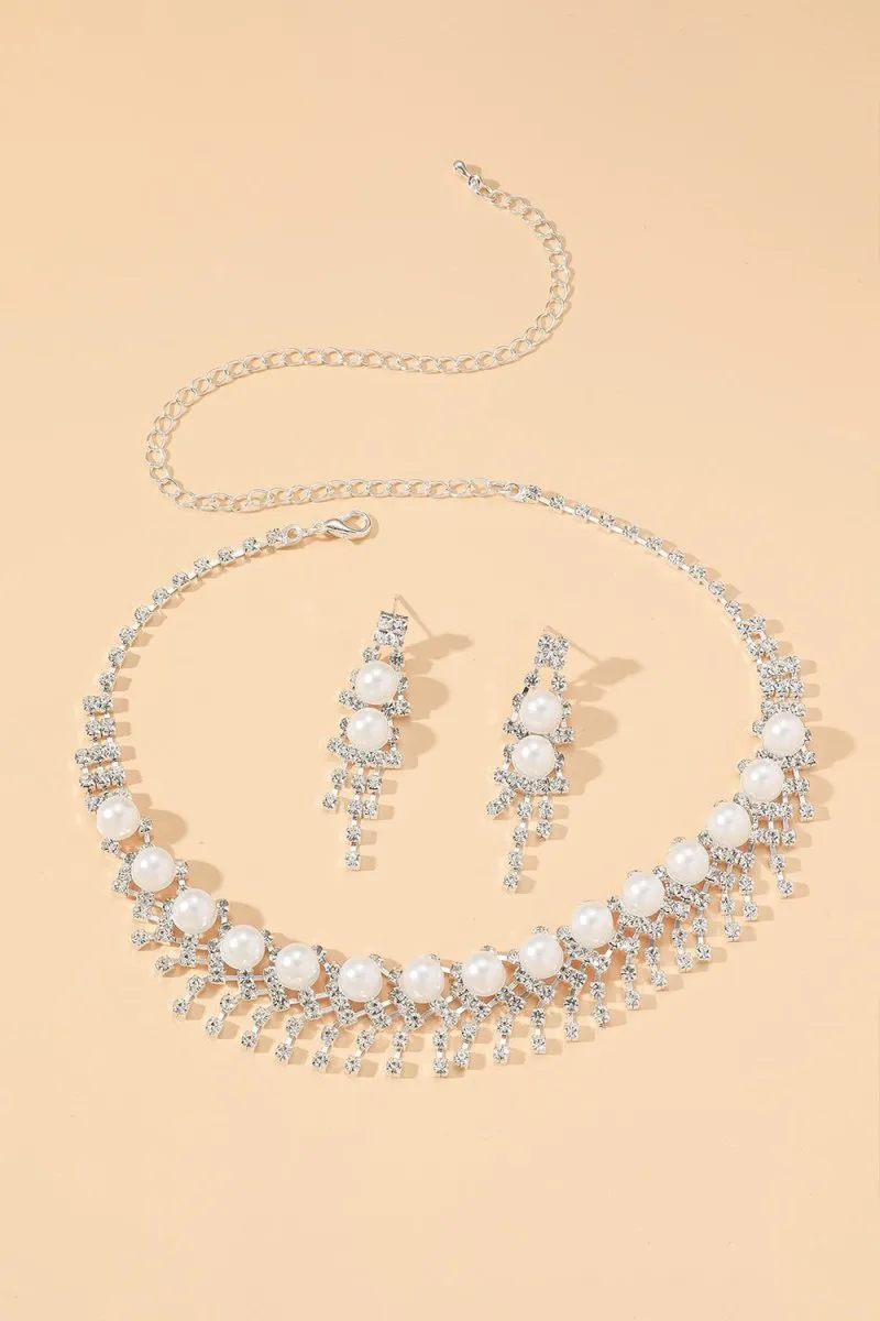 Vintage Pearl Rhinestone Necklace And Earrings Set